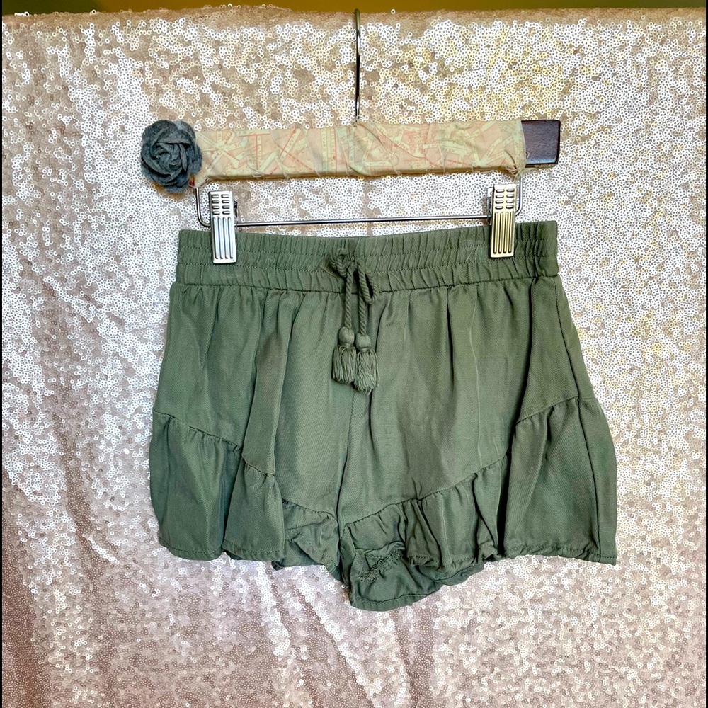 OshKosh girls sz 4/5 shorts